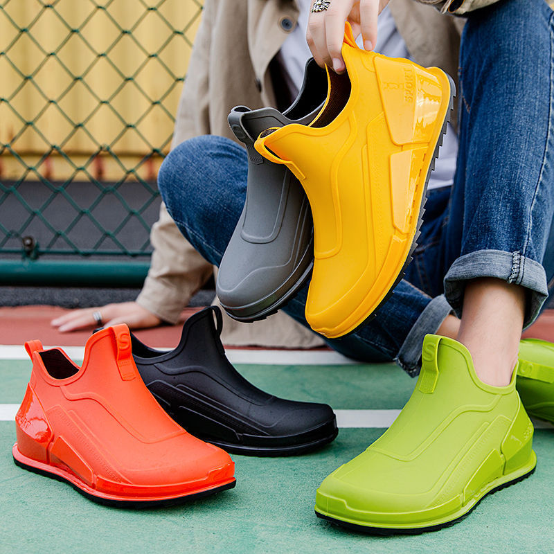 Rain Boots Men's Trendy Short Slip On The Thick Soles Outside The Kitchen